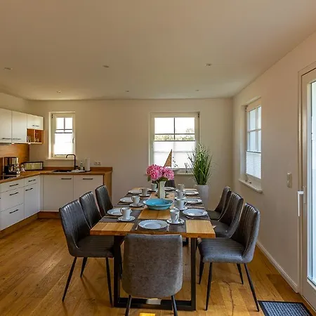 Haus Theresa * 博恩